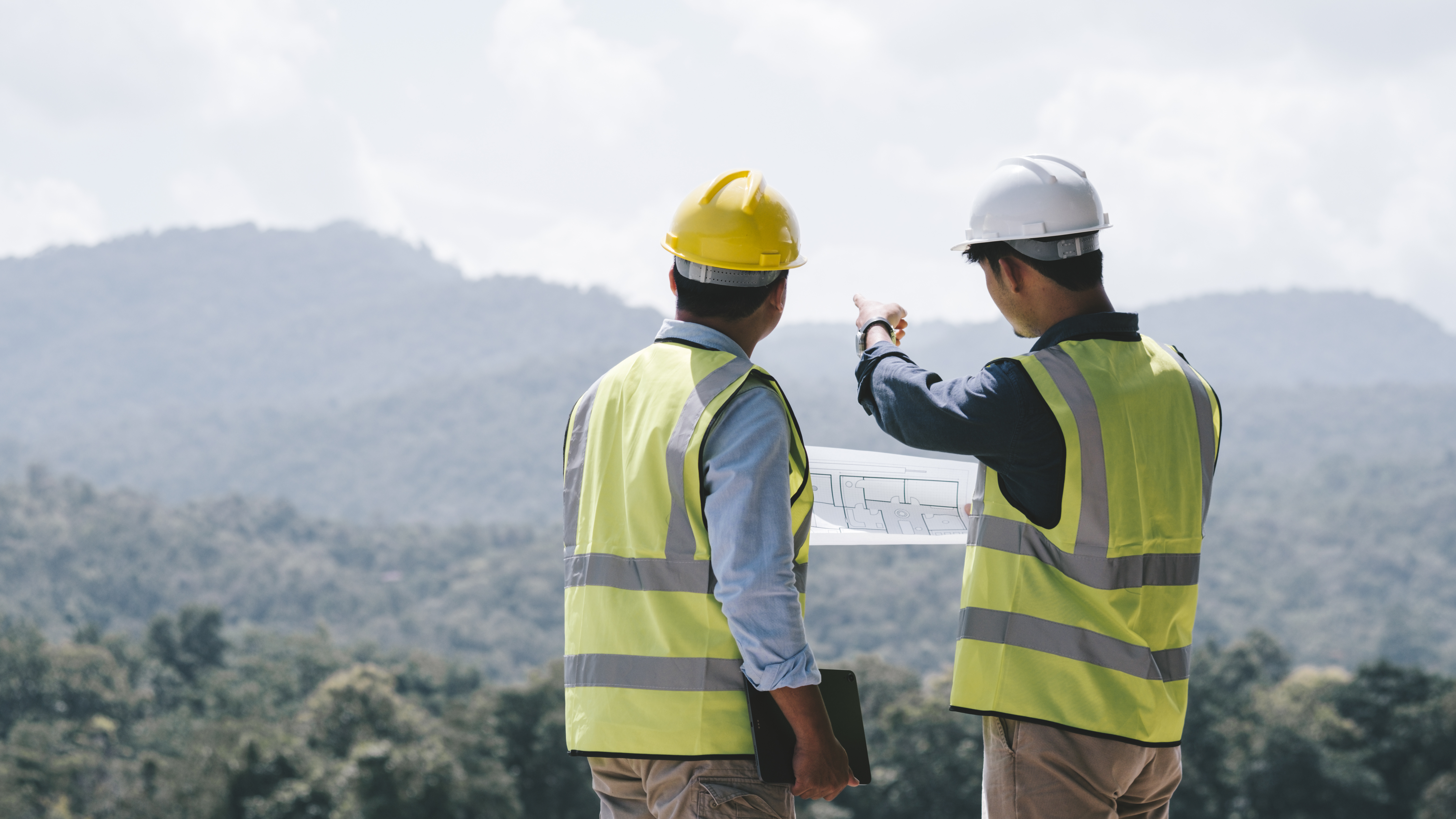 What’s included in a public liability policy?